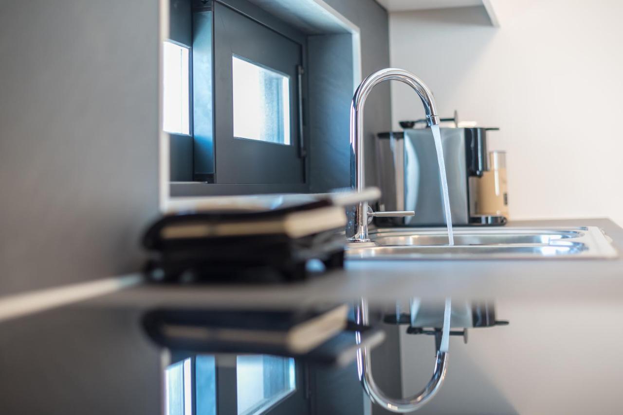Newly Renovated Apt In The Heart Of Kerameikos เอเธนส์ ภายนอก รูปภาพ